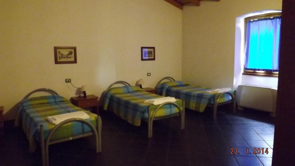 Cascina Maggia Guest House Бреша Стая снимка