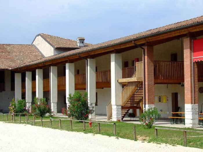 Cascina Maggia Guest House Бреша Екстериор снимка
